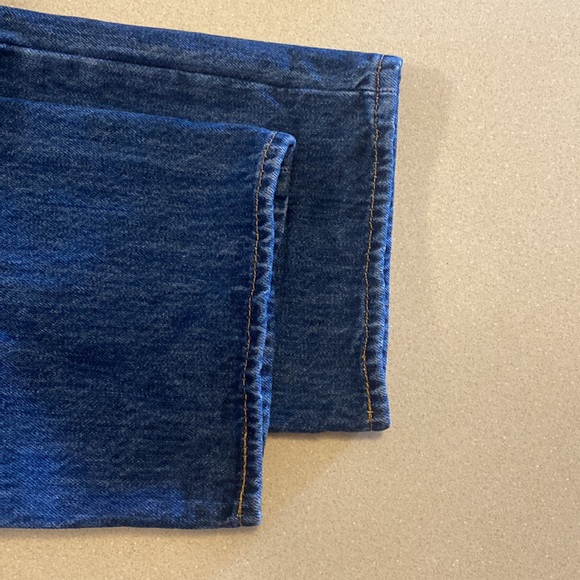 Levi Strauss & Co. 501 W34 L36 - Picture 5 of 5